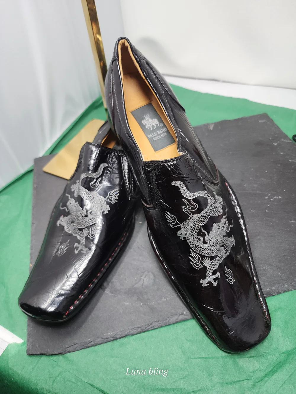 Black Dragon Embroidered Men’s Slip-On Dress Shoes